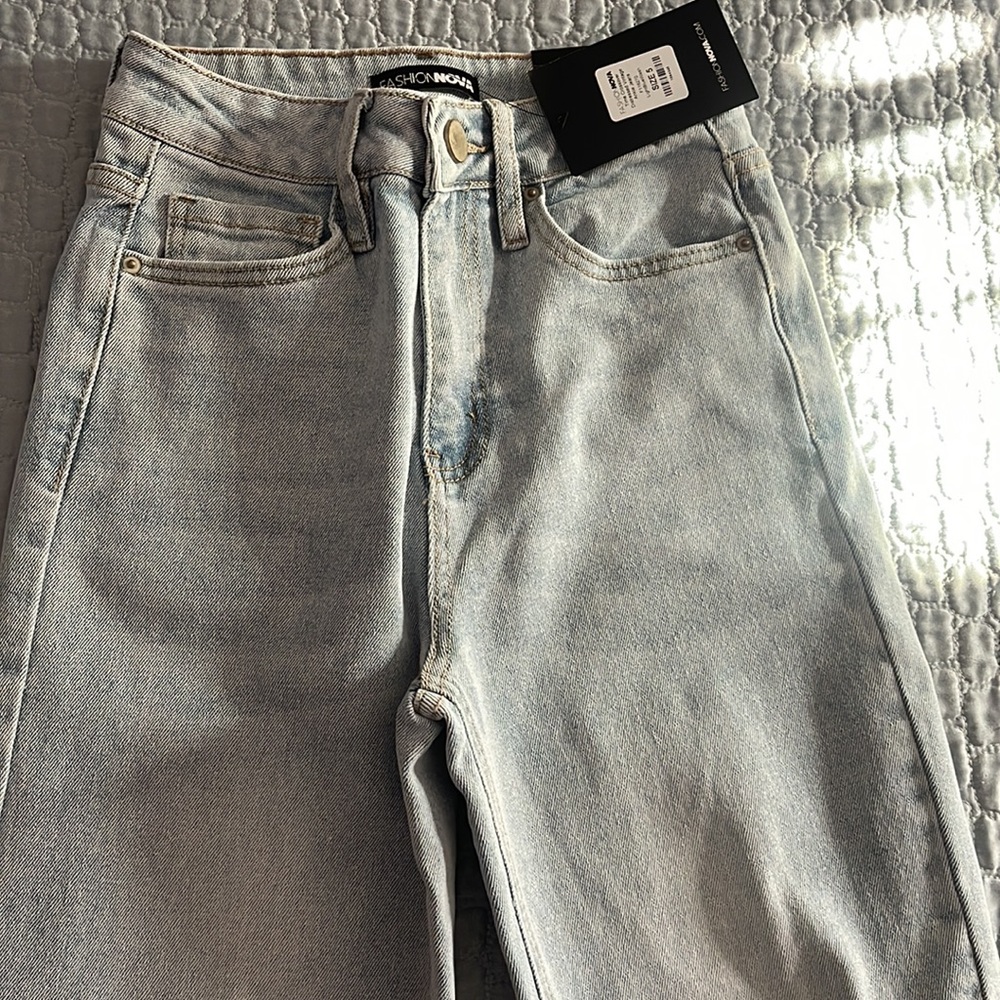 Denim - Picture 2 of 5